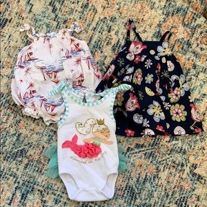 3 infant outfits | size 3-6 month